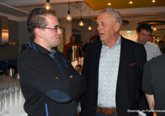 Gerrit van den Heuvel van Van den Heuvel Techniek in gesprek met Ton van der Kooij van Van der Ende groep.